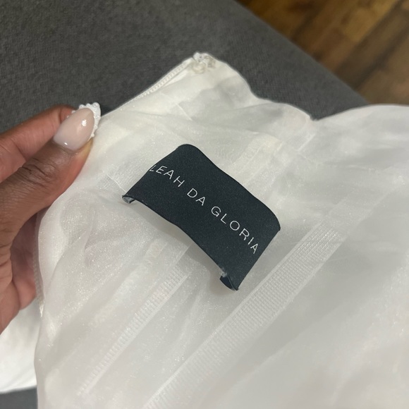 Leah Da Gloria Aspen Wedding Gown - Picture 7 of 12